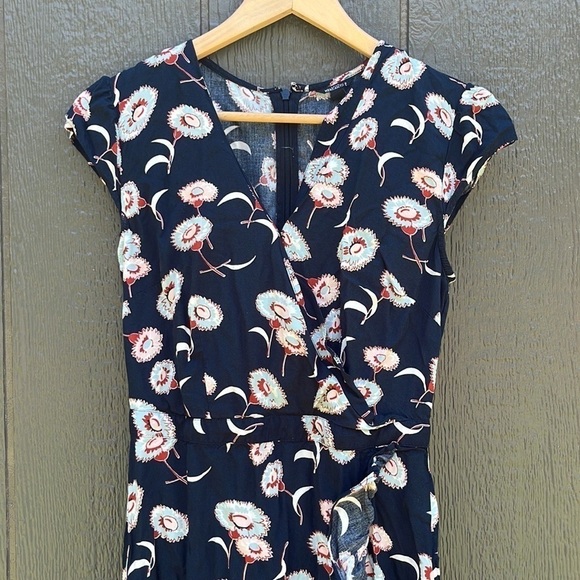 J Crew Mercantile navy floral wrap dress size 0 - Picture 5 of 11
